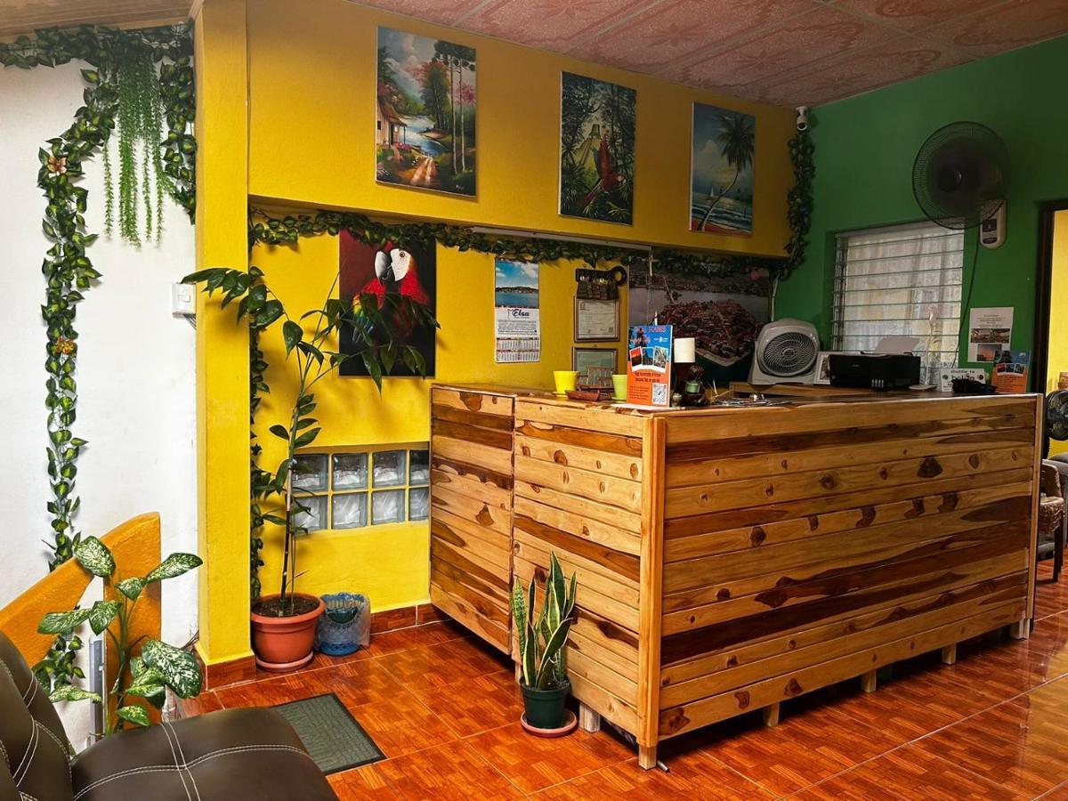 Casa Maya Itza Flores Bagian luar foto