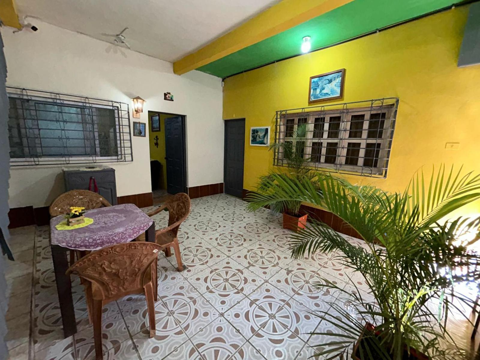 Casa Maya Itza Flores Bagian luar foto