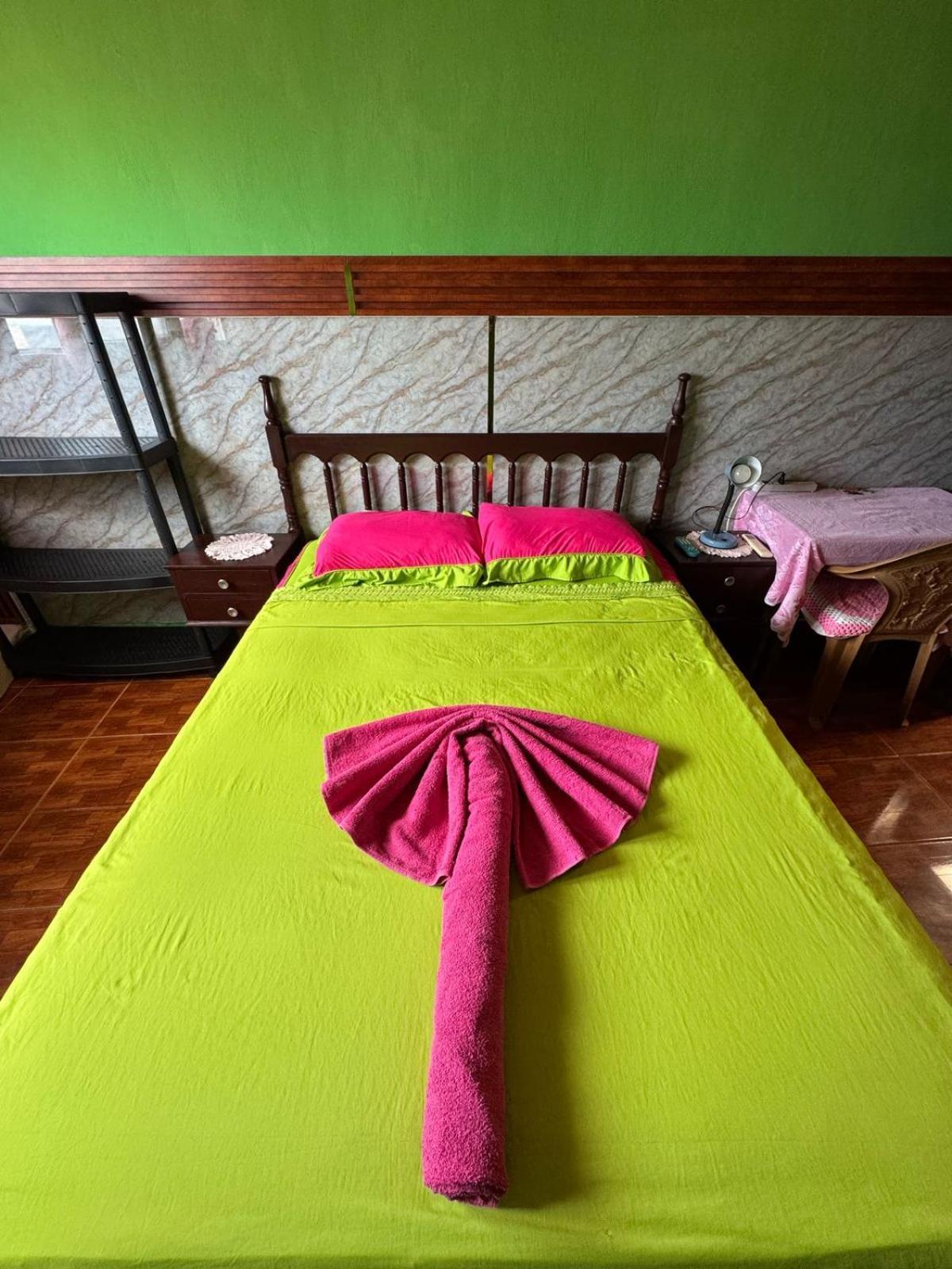 Casa Maya Itza Flores Bagian luar foto