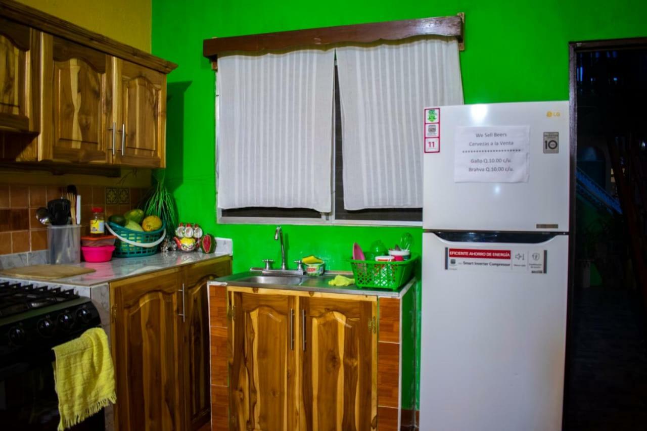 Casa Maya Itza Flores Bagian luar foto